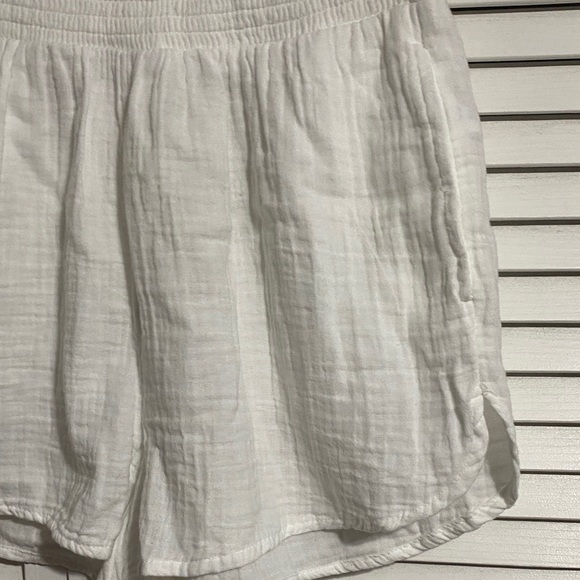 White Women's Shorts - Picture 4 of 9